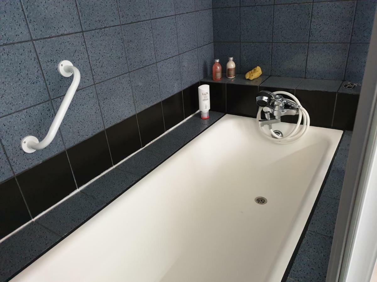 Room Bm PUY 외부 사진