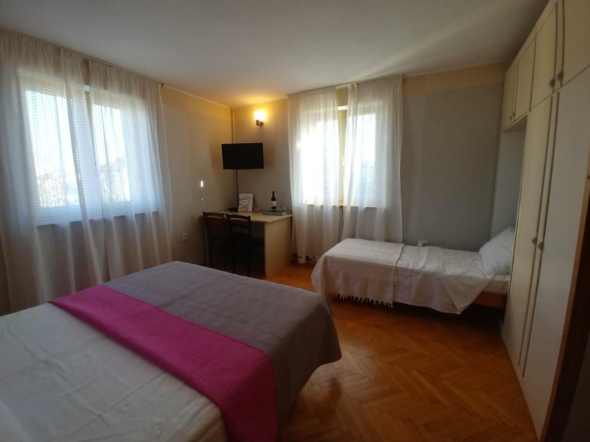 Room Bm PUY 외부 사진